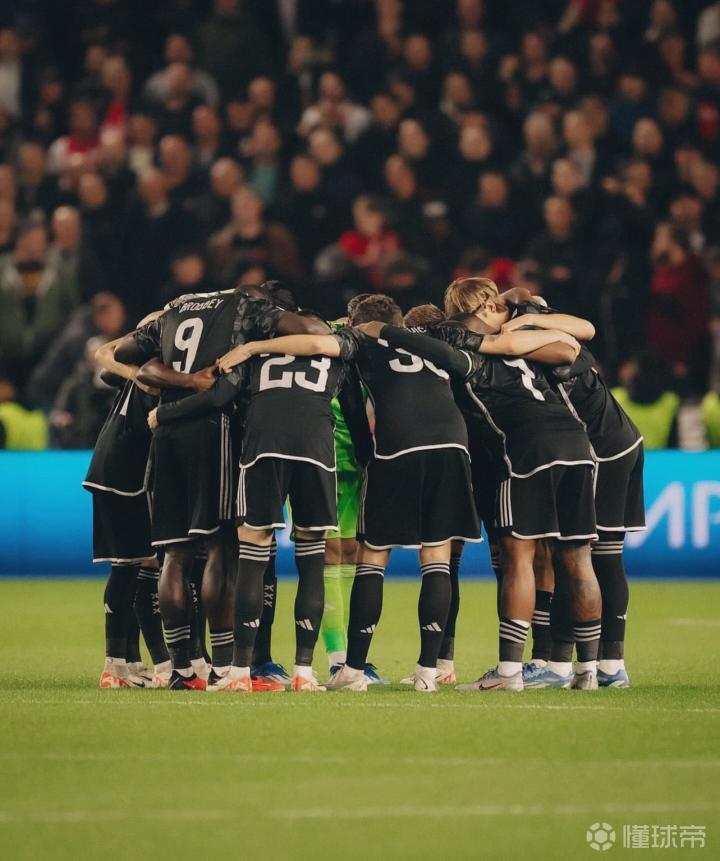 清晨北京首钢手感冰凉集结日埃因霍温调整名单以备欧篮联,阿贾克斯集结日复出首秀都惊呆了的简单介绍 清晨北京首钢手感冰凉集结日埃因霍温调整名单以备欧篮联,阿贾克斯集结日复出首秀都惊呆了的简单介绍