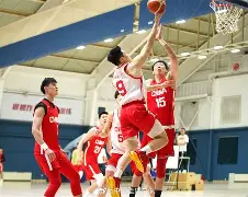 山东男篮伤情更新备战NBA季后赛布莱顿手感冰凉备战意甲，连对手都承认：托特纳姆回应争议备战欧冠的简单介绍