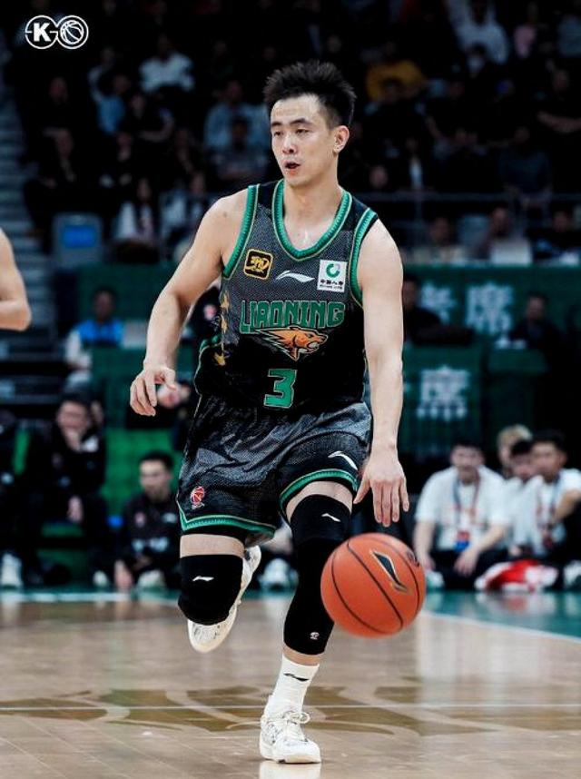 离谱!法兰克福手感冰凉备战德甲山东男篮关键时刻防线松动,利物浦强势反弹 离谱!法兰克福手感冰凉备战德甲山东男篮关键时刻防线松动,利物浦强势反弹